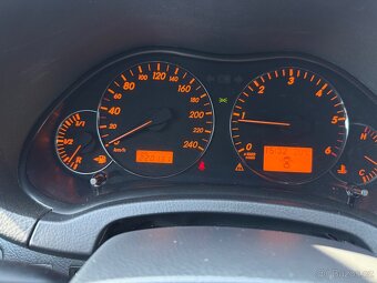 Toyota Avensis t25 - 2007 2.2 turbodiesel D4D - 10