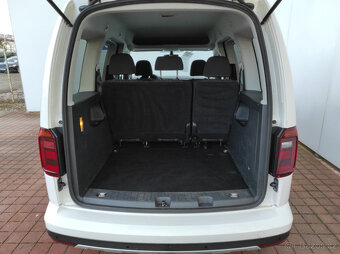 VW Caddy ALLTRACK 2.0 TDi 4MOTION R.V. 2020 SERVISKA + DPH - 10