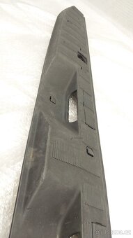 MB SPRINTER :  Lišta podlahy - 10