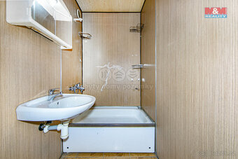 Prodej bytu 2+1, 45 m², Planá, ul. Fučíkova - 10