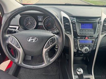Hyundai i30 - 10