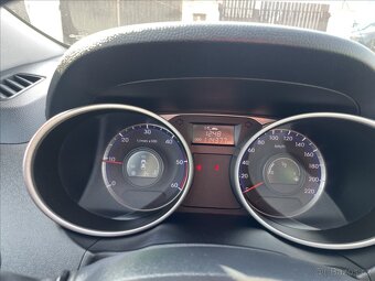 Hyundai ix35 2,0 CRDI 4x4 1.MAJ,GARANCE KM - 10