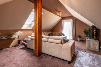 RD 8+1/G,B,T, ležící na pozemku o velikosti 840 m2, Přezleti - 10