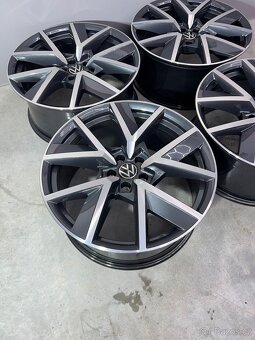 R20 braga touareg TOP - 10