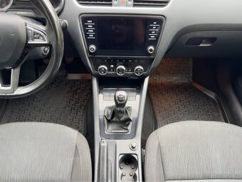 Škoda Octavia 2.0 TDI 110kW - 10