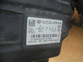 VW Crafter 2017 - Světla HELLA 7C1 941 005 B / 006 - 10