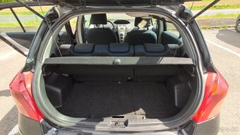 Toyota Yaris R.v.2006 1.3 Automat - 10
