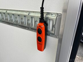 Ford Transit Skříň 8 palet, hydr. čelo, DPH - 10