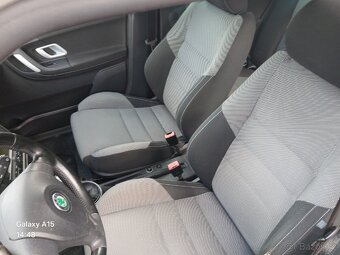 Škoda Fabia II 1.6 16V SPORT - 10