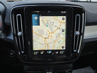 VOLVO XC40 120kW T3 MOMENTUM Automat ČR 2021 LED NAVI -DPH - 10