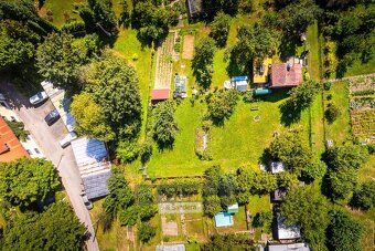 Prodej prostorné, zahrady s výhledem na historické centrum m - 10