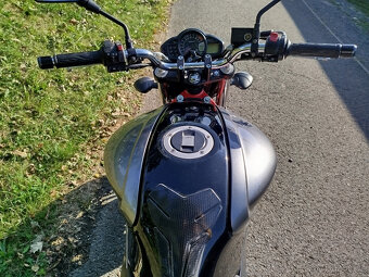 Suzuki SFV 650 Gladius 35kW - 10