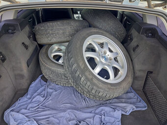BMW Řada 3, 320i digiklima+alu+Navi - 10