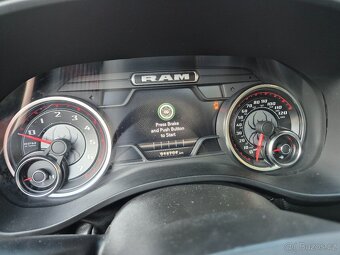 DODGE RAM 1500 5,7 HEMI BLACK WIDOW 16000km - 10