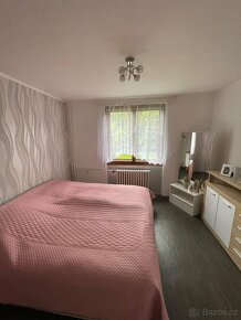 2x rodinný dům 150m2 + 75m2 pozemek 1 373m2 - 10
