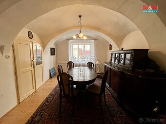 Prodej rodinného domu, 214 m², Louny, ul. Česká - 10