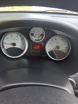 Peugeot 206+  1.1i, najeto 140000 km - 10