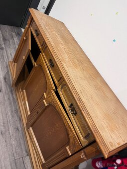 Komody (skříňky ) - 10