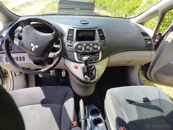 Mitsubishi Grandis 2,0 DID -- 7 Místné - 10
