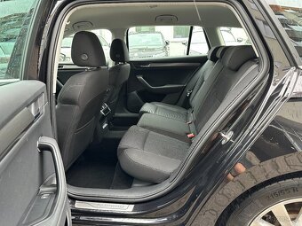 Škoda Superb 3 Combi iV Style 1.4TSI 150kW DSG ACC kamera - 10