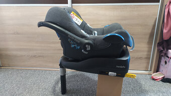 Dětská sedačka Maxi-Cosi CabrioFix se základnou Familyfix - 10