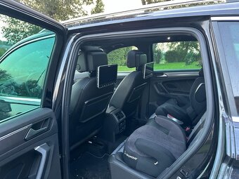 VW Tiguan R-Line DSG VIRTUAL + DVD - FULL VÝBAVA - 10