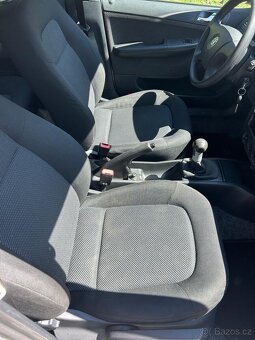 Škoda Fabia 1,4 16 V 55 KW r.v.2007 STK 4/2027 - 10