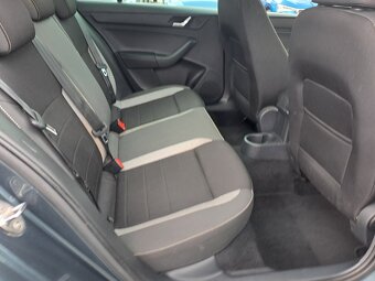 Škoda Rapid Spaceback 1.2 TSI Style 81kW - 10