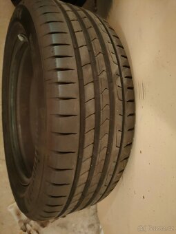 Pneu a kola na VW Golf IV - 10