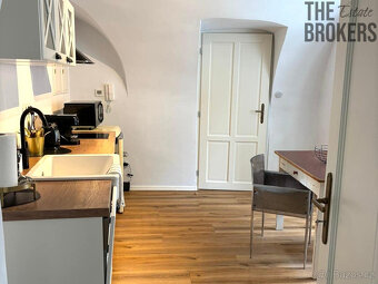 Pronájem bytu 2+1, 72 m2, Praha 1, Hradčany - 10