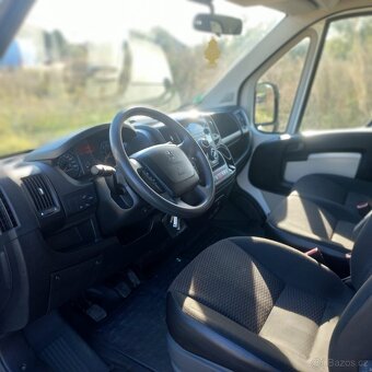 PEUGEOT BOXER 2.0HDI 120KW VALNÍK 7 MÍST R.V.2017 - 10