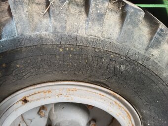 Kára za traktor - 10