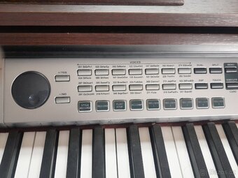 Prodám klávesy - 10