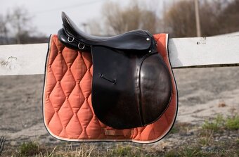 Sedlo na širšího koně - 10