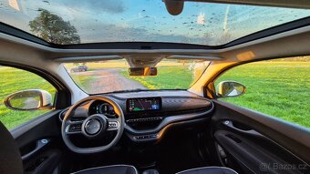 Fiat 500e icon 87kw, baterie 42kw r.v. 2021 - 10