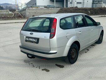 Ford Focus Combi 1.6 TDCi - 10