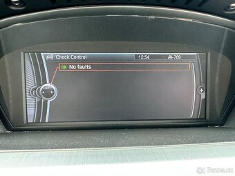 BMW 330d xDrive kombi,180kw,Automat,E91,Facelift (LCI) TOP - 10