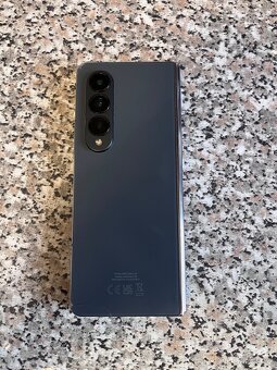 Samsung Fold 4 / 512GB - 10