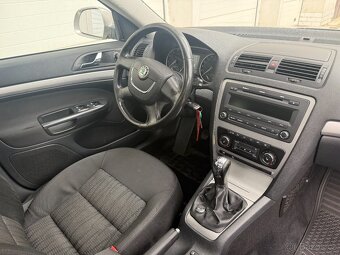 Škoda Octavia, 1.8i, 118kw Původ ČR Nová STK - 10