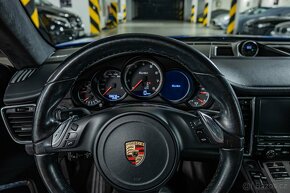 Porsche Panamera Turbo, Chrono, Burmester, folie - 10