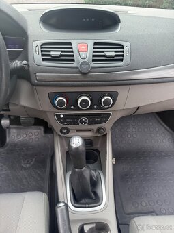 Renault Mégane combi - 10