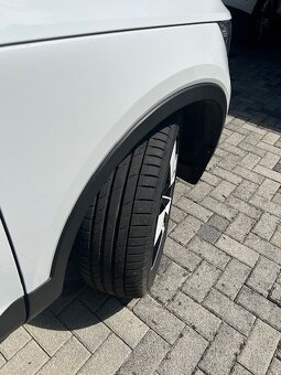 PRODÁM VOLXC 40 T4,140KW,4X4 - 10