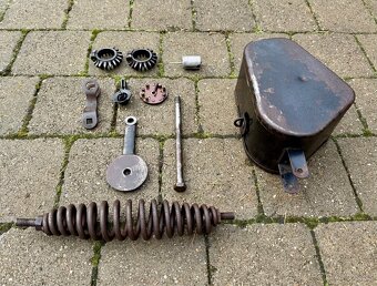 CZ 98 125 175 250 předválečná - díly - 10