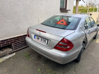 Mercedes Benz w211 E220d - 10