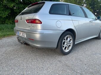 Alfa Romeo 156 2.4 JTD - 10