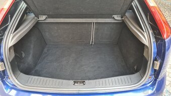 Ford focus 2,5 ST - 305 koní, rv: 2007, najeto 170 000km - 10