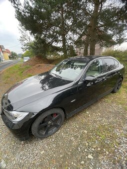 BMW E90 325i automat - 10
