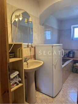 Prodej RD v Komni - 10