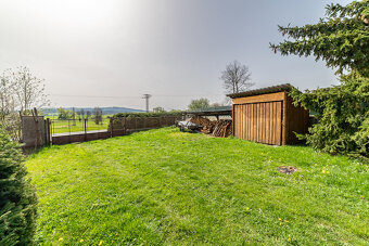 Prodej chaty s možností přestavby na rodinný dům se zahradou - 10