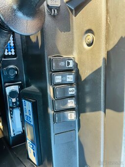 Kolový bagr Takeuchi TB295W - 10